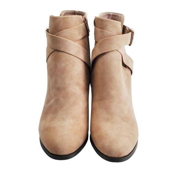 Call It Spring NIB Aldo Group Tecia Beige Chunky Heel Booties Vegan Sustainable - Picture 2 of 10